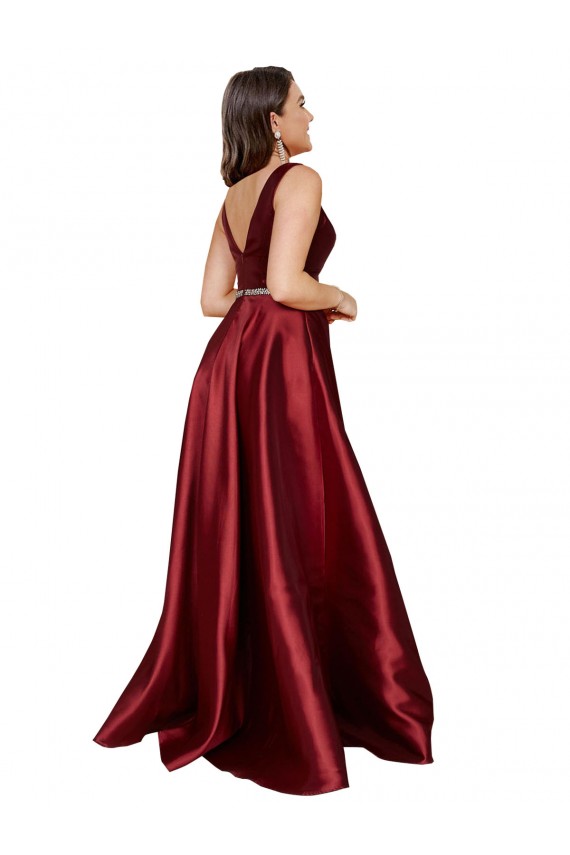 V-Back Satin V-Neck Long Sleeveless Formal Plus Size Evening Gown / Prom Dress / Bridesmaid Dress Toowoomba