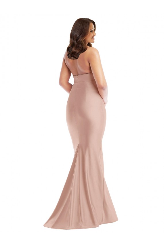 Open Back Silk like Satin Halter Neck Long Sleeveless Formal Plus Size Evening Gown / Prom Dress / Bridesmaid Dress Toowoomba